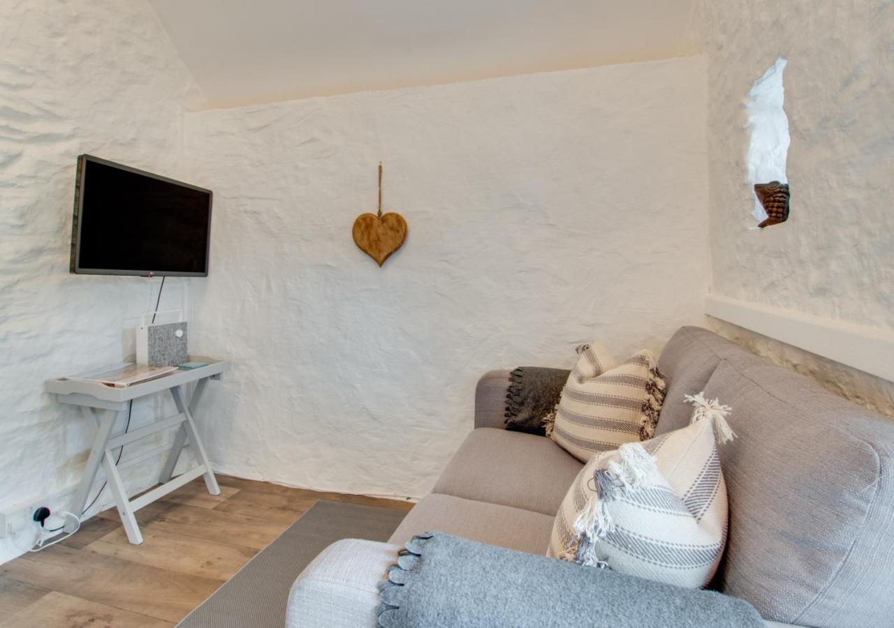 Love Cottage Combe Martin Exterior foto